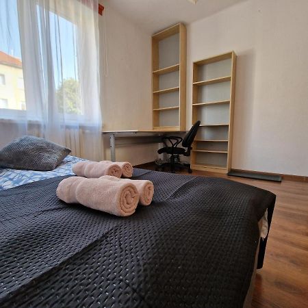 R Mieszkanie Cale Albo Pokoj Bllisko Wszystko Apartment Gdansk Bagian luar foto