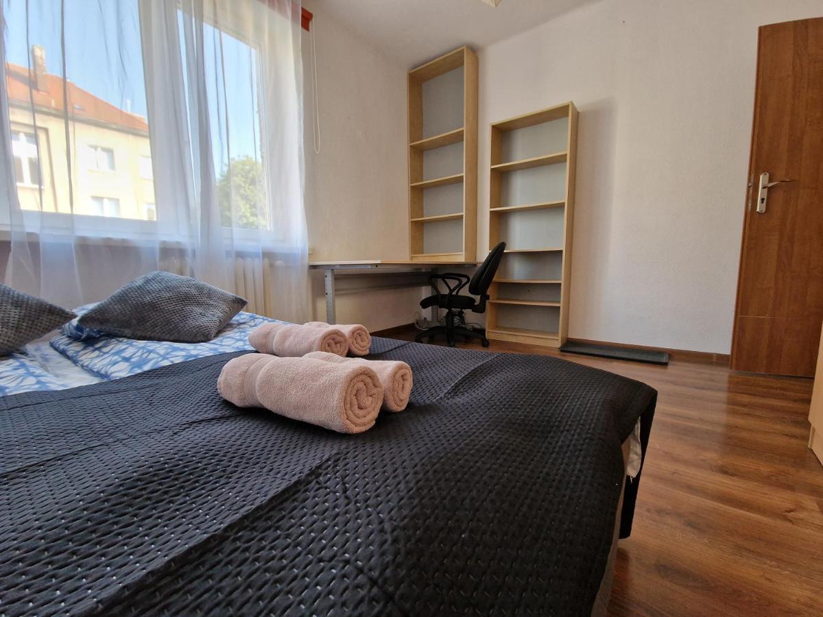 R Mieszkanie Cale Albo Pokoj Bllisko Wszystko Apartment Gdansk Bagian luar foto