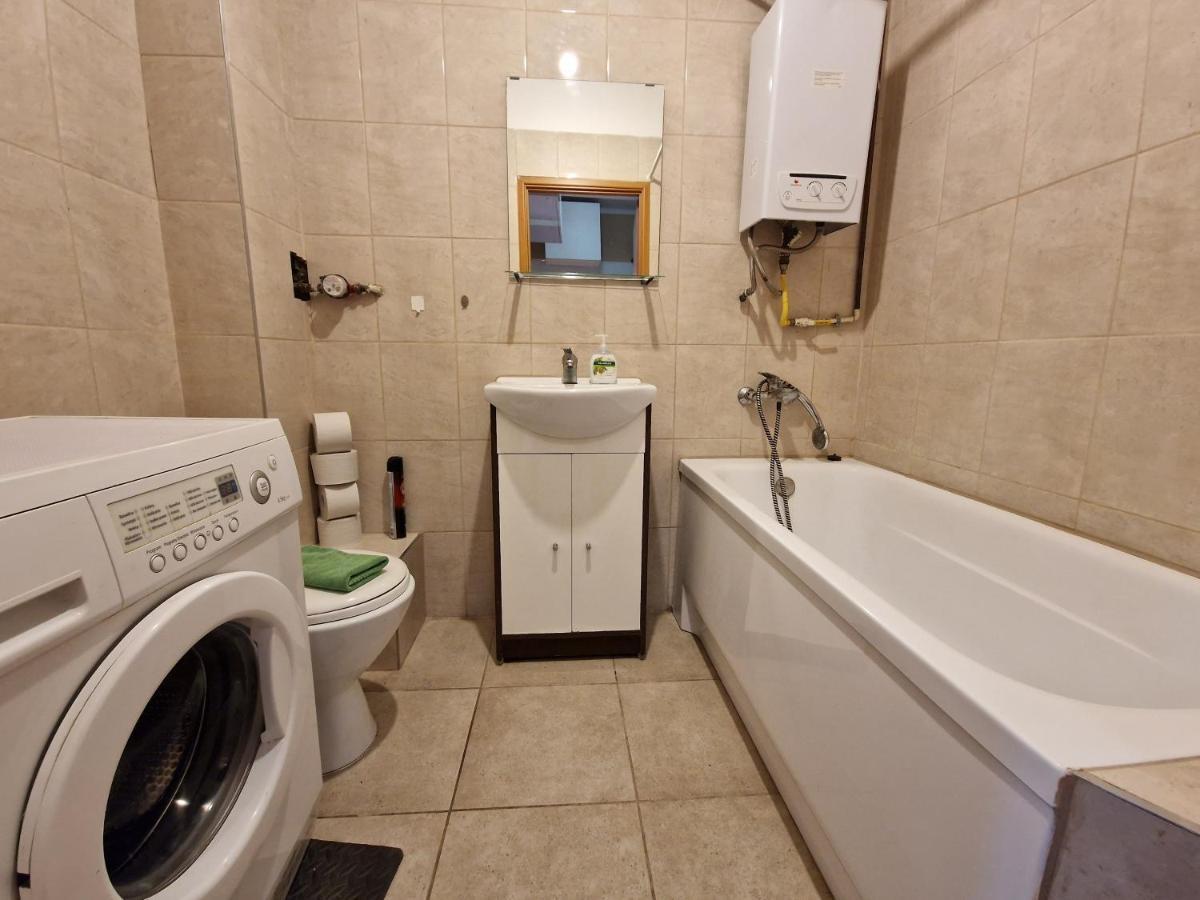R Mieszkanie Cale Albo Pokoj Bllisko Wszystko Apartment Gdansk Bagian luar foto